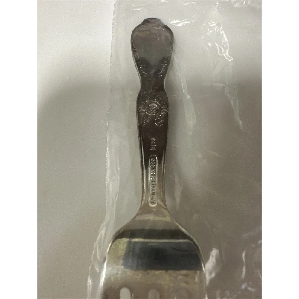 Kid Extras ~ Oneida ARBOR ROSE True Rose Salad‎ Fork Teaspoon